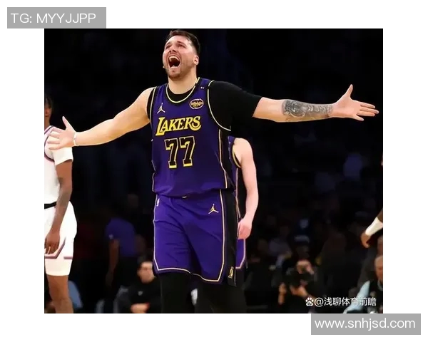 1999年快船与湖人对决回顾:篮球场上的激情与荣耀之战